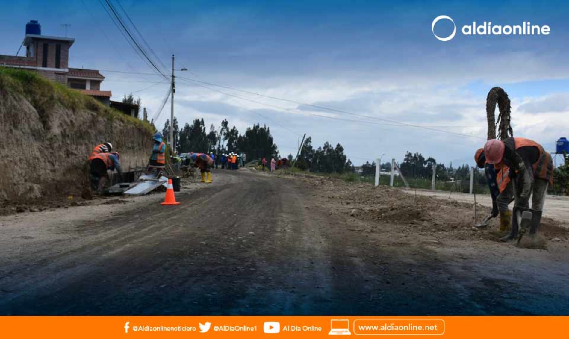 TRABAJAN CON NORMALIDAD EN PRIMERA ETAPA DE MEJORAMIENTO VIAL DEL CANTÓN SALCEDO (VIDEO)