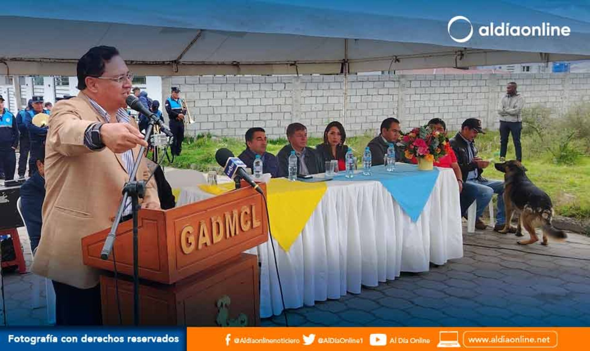 ALCALDE INAUGURA ALCANTARILLADO SANITARIO EN BARRIO  SAN MIGUEL PAMBA  DE BELISARIO QUEVEDO (VIDEOS)