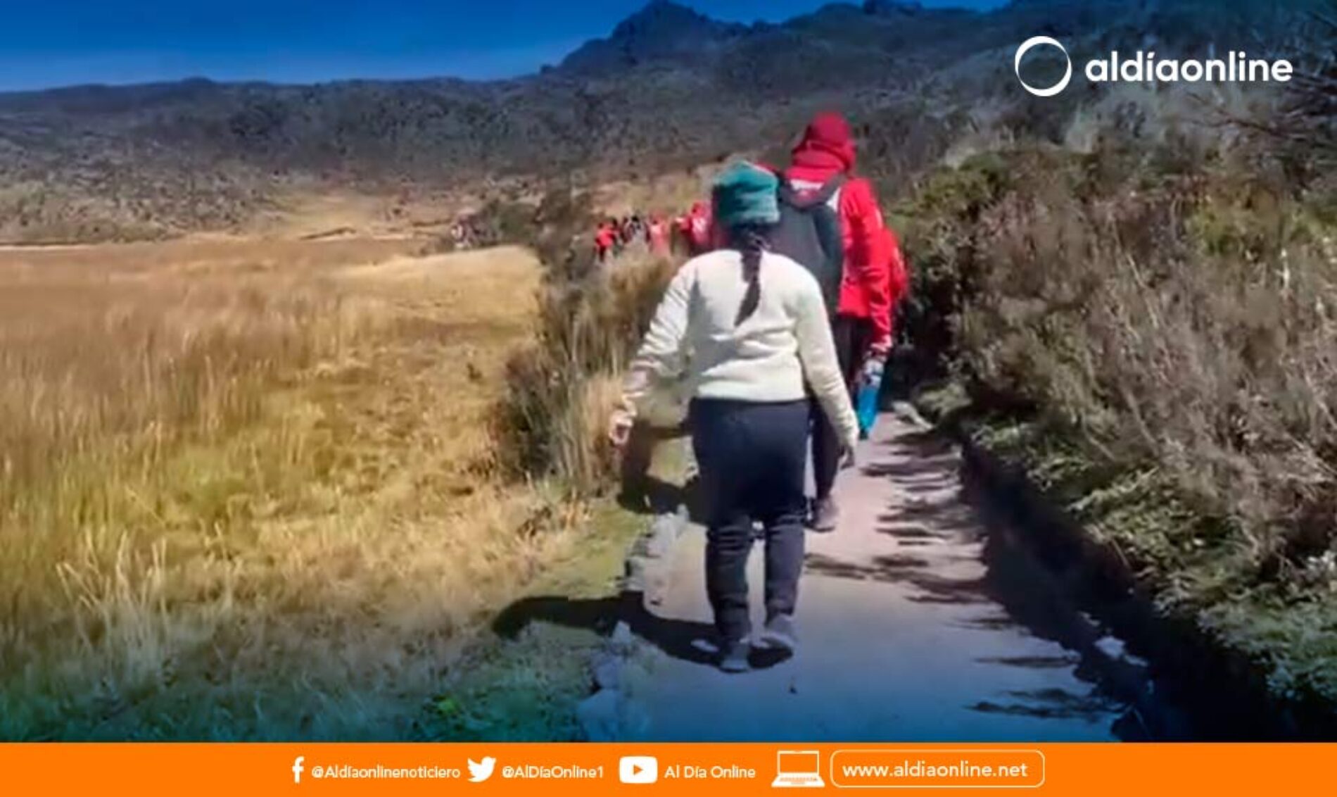 CRUZ ROJA COTOPAXI CELEBRA EL ÉXITO DE SU COLONIA VACACIONAL CON UN GRAN PASEO A LA LAGUNA DE LIMPIOPUNGO.