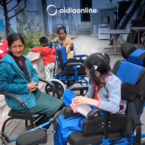 JUNTA DE BENEFICENCIA DE GUAYAQUIL ENTREGÓ KITS DE AYUDA TÉCNICA A NIÑOS CON PARÁLISIS CEREBRAL EN PUJILÍ.(VIDEO)