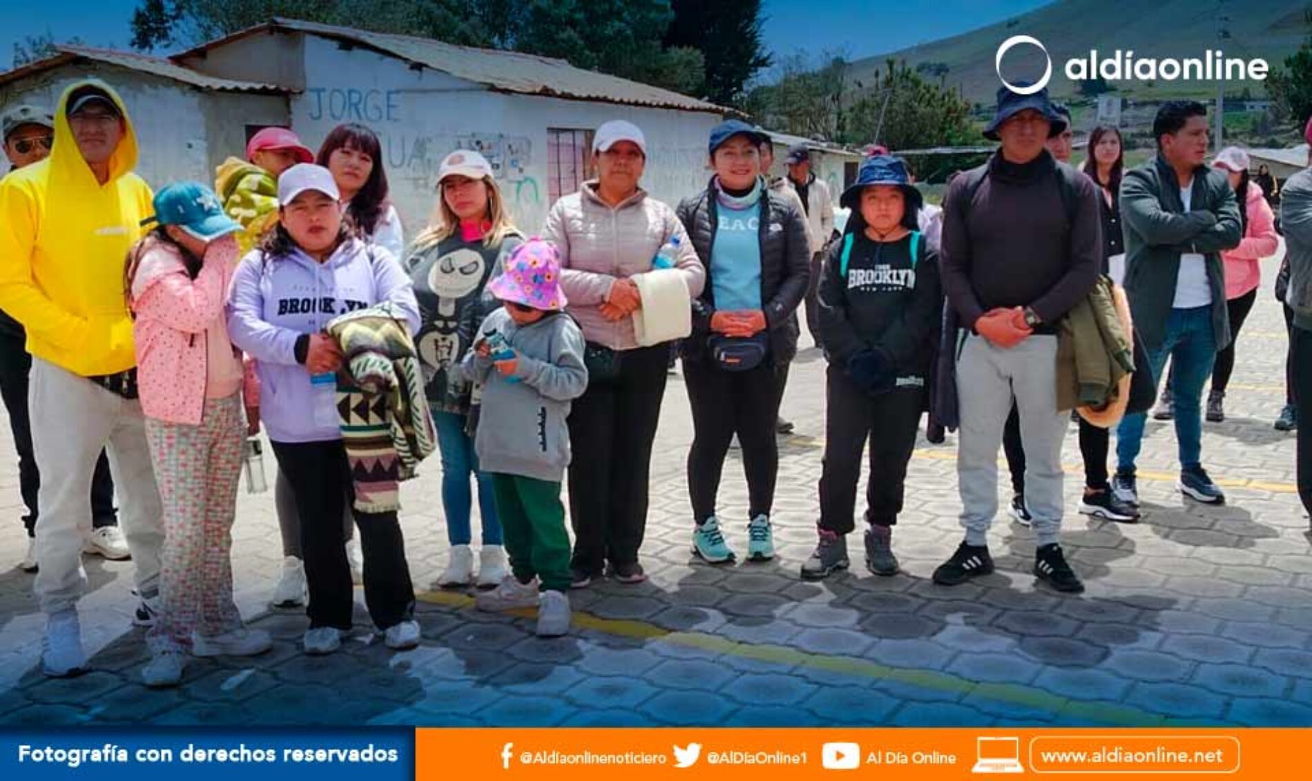 COMUNIDAD DE JATUN ERA ARRANCÓ RUTA TURÍSTICA “CASCADA CANDELA FASO” EN LA PARROQUIA COCHAPAMBA (VIDEOS)
