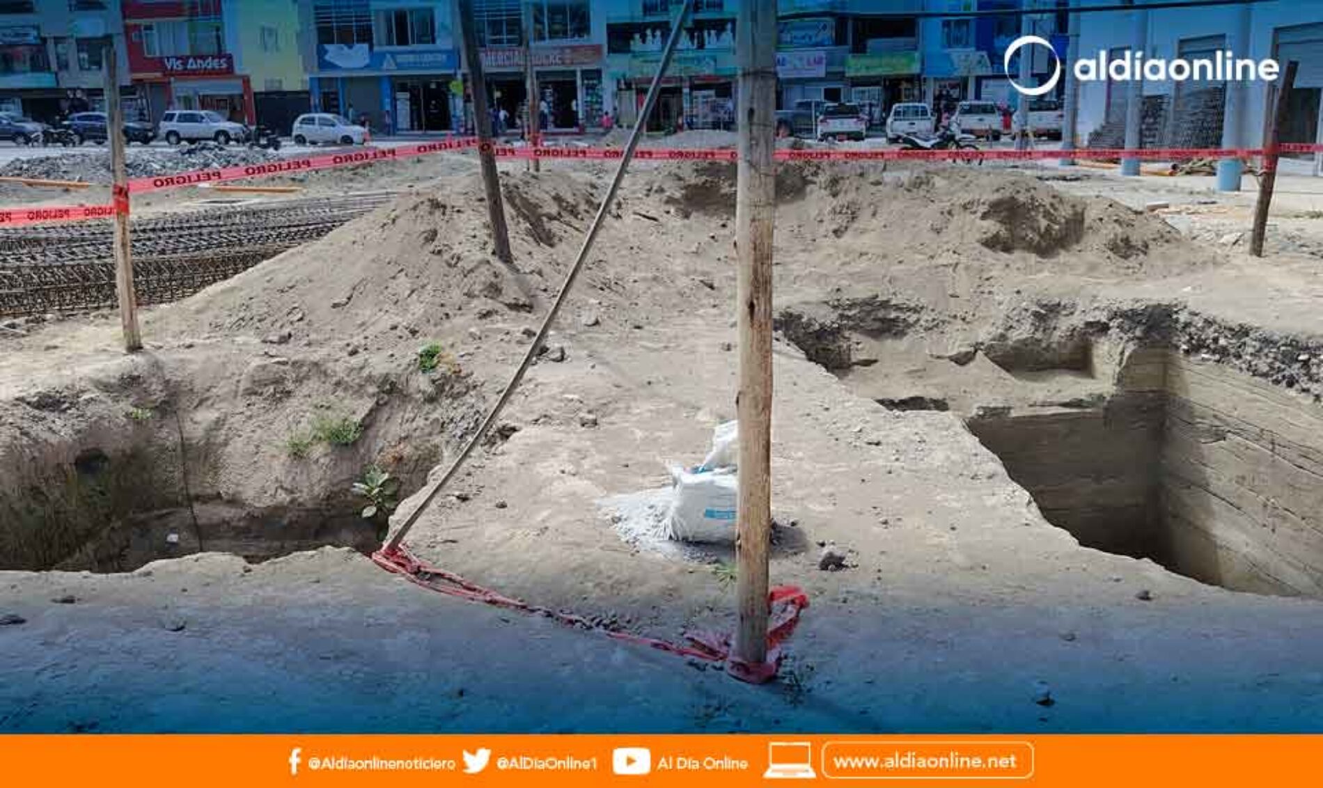 VESTIGIOS ARQUEOLÓGICOS CONTINÚAN SIENDO RESCATANDO EN LA PLAZA SUCRE DE PUJILÍ (VIDEO)