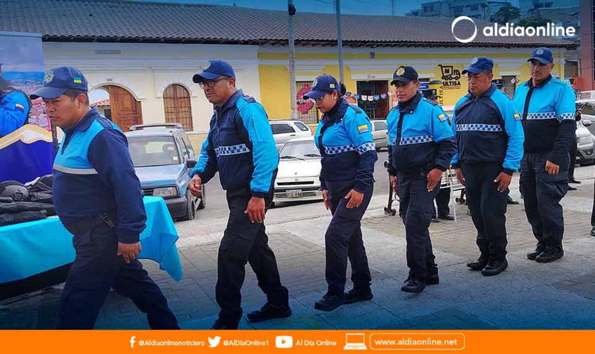 AGENTES DE CONTROL DEL GADM LATACUNGA RECIBIERON EQUIPOS E IMPLEMENTOS ANTIMOTINES.(VIDEO)