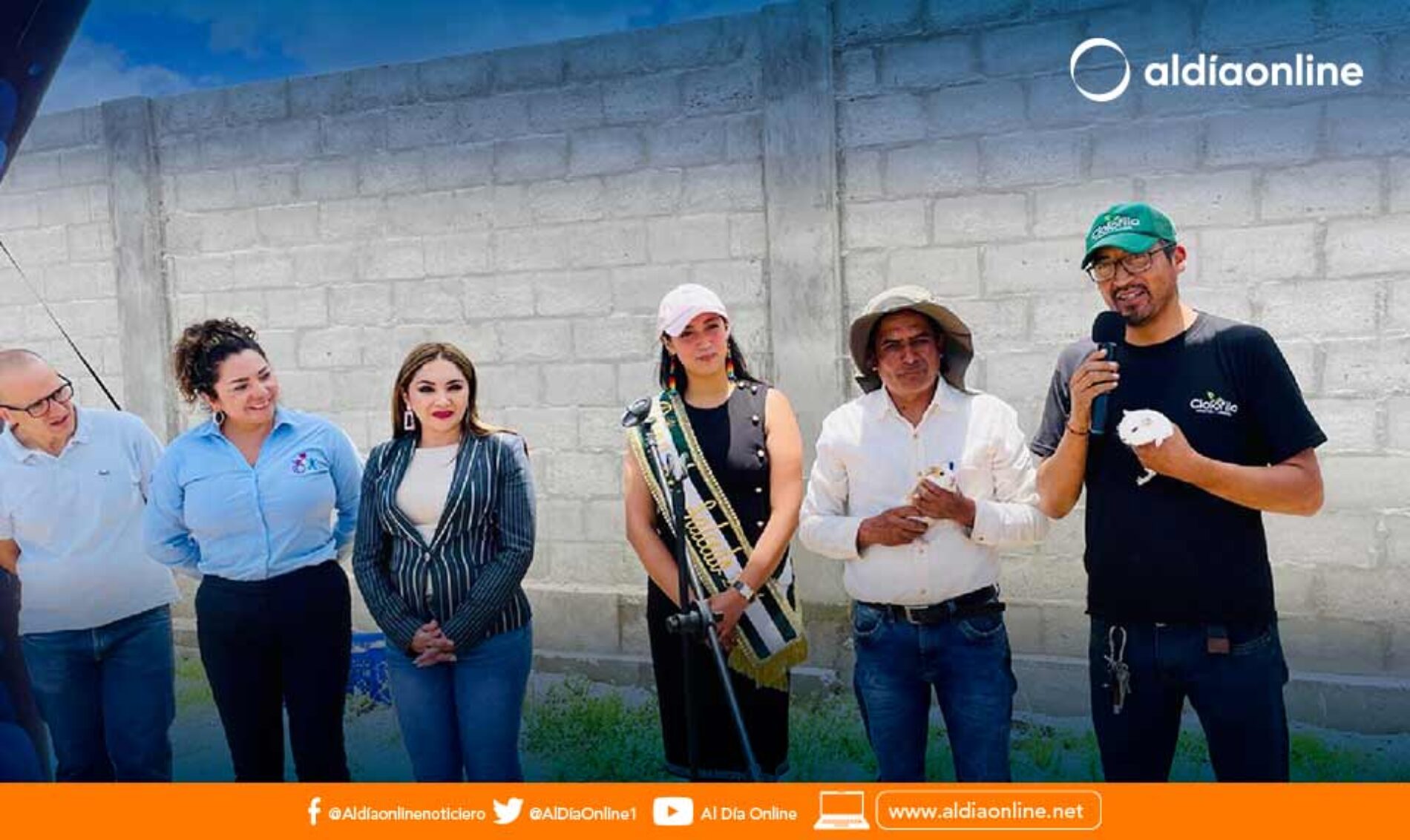 INAUGURACIÓN DE LOS HUERTOS ORGÁNICOS EN EL CENTRO DE ATENCIÓN GERIÁTRICO SALCEDO