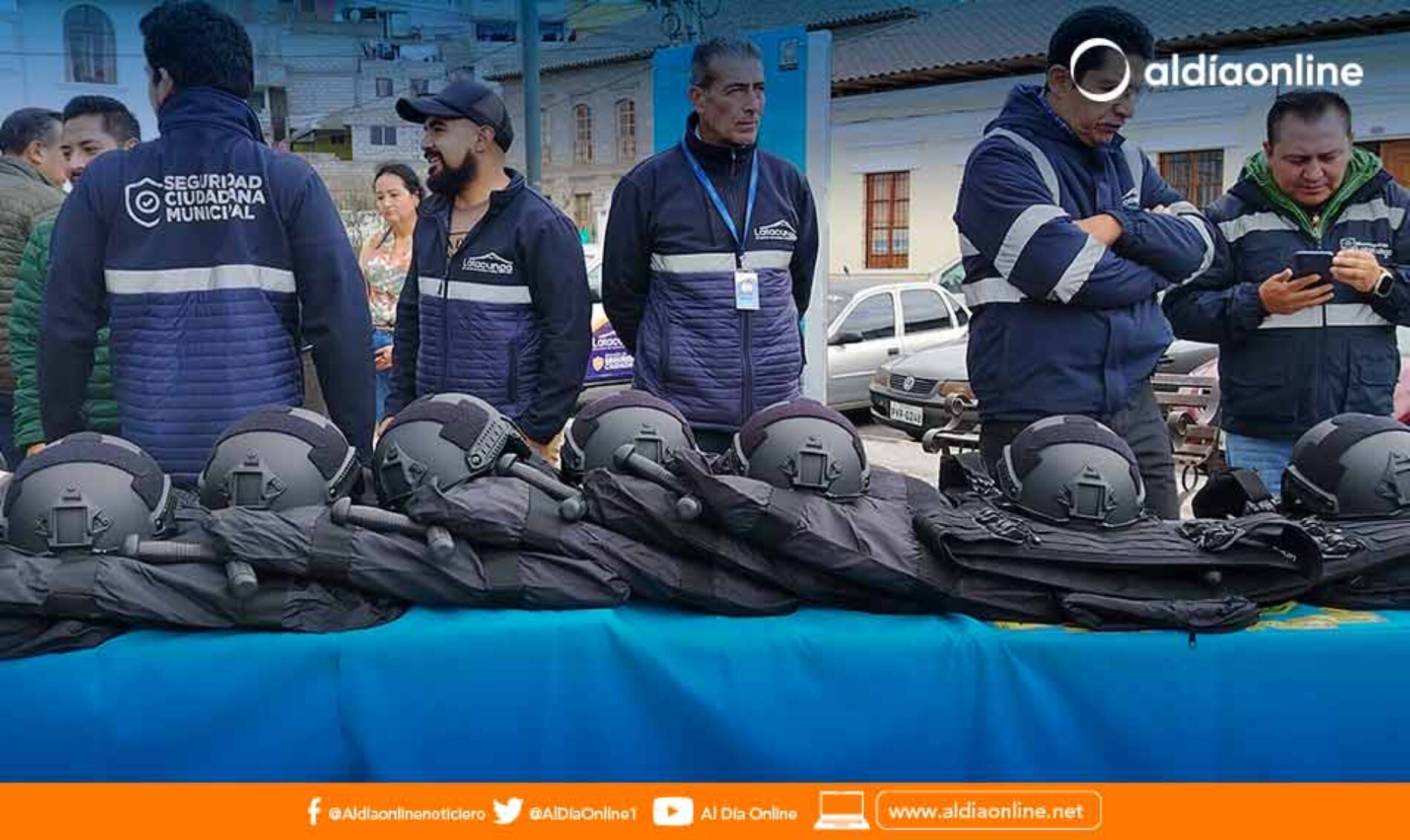 AGENTES DE CONTROL DEL GADM LATACUNGA RECIBIERON EQUIPOS E IMPLEMENTOS ANTIMOTINES.(VIDEO)