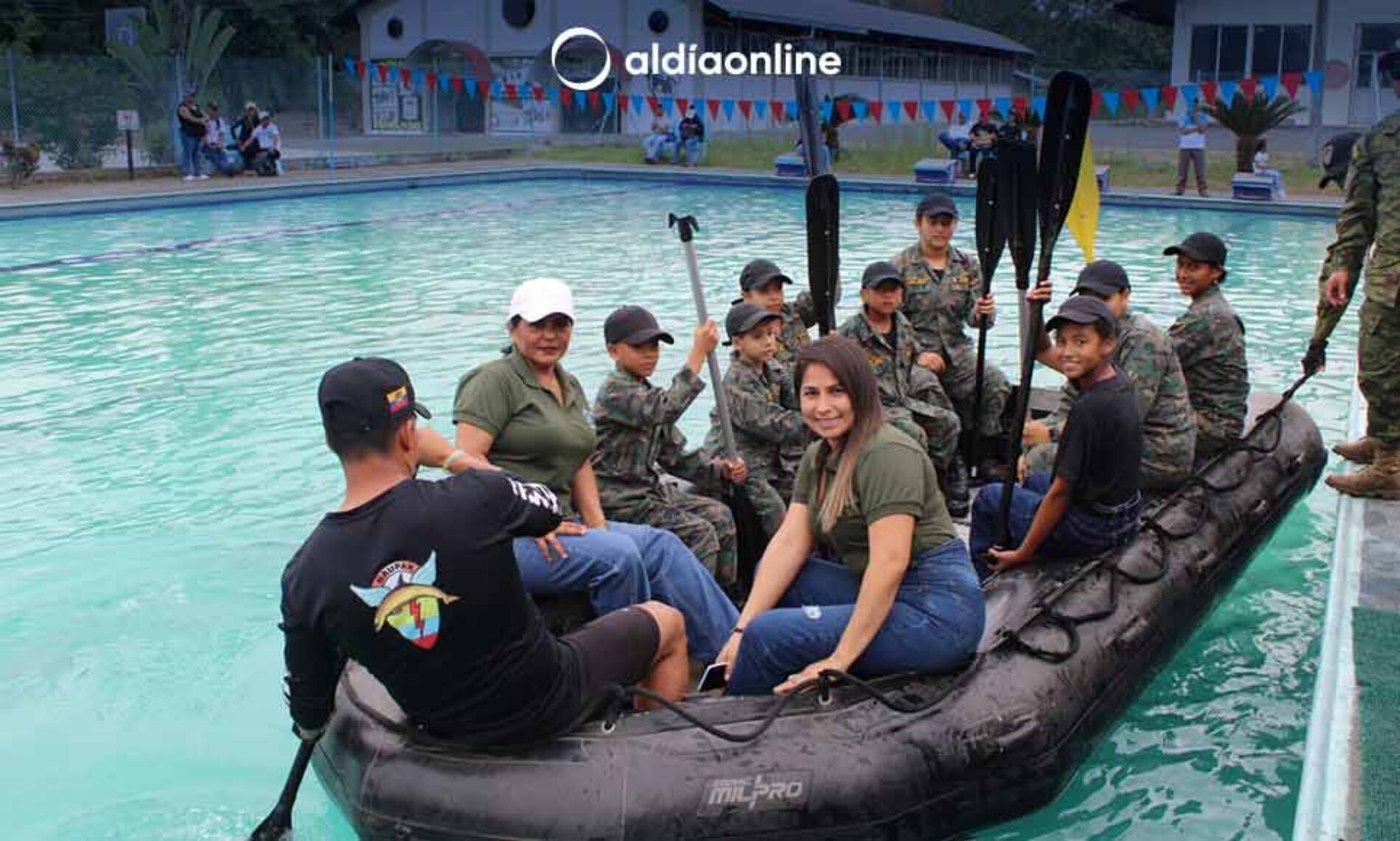 EL GRUPO DE FUERZAS ESPECIALES QUEVEDO RECIBIÓ LA VISITA DE ESTUDIANTES DEL CENTRO DE FORMACIÓN START GOOD