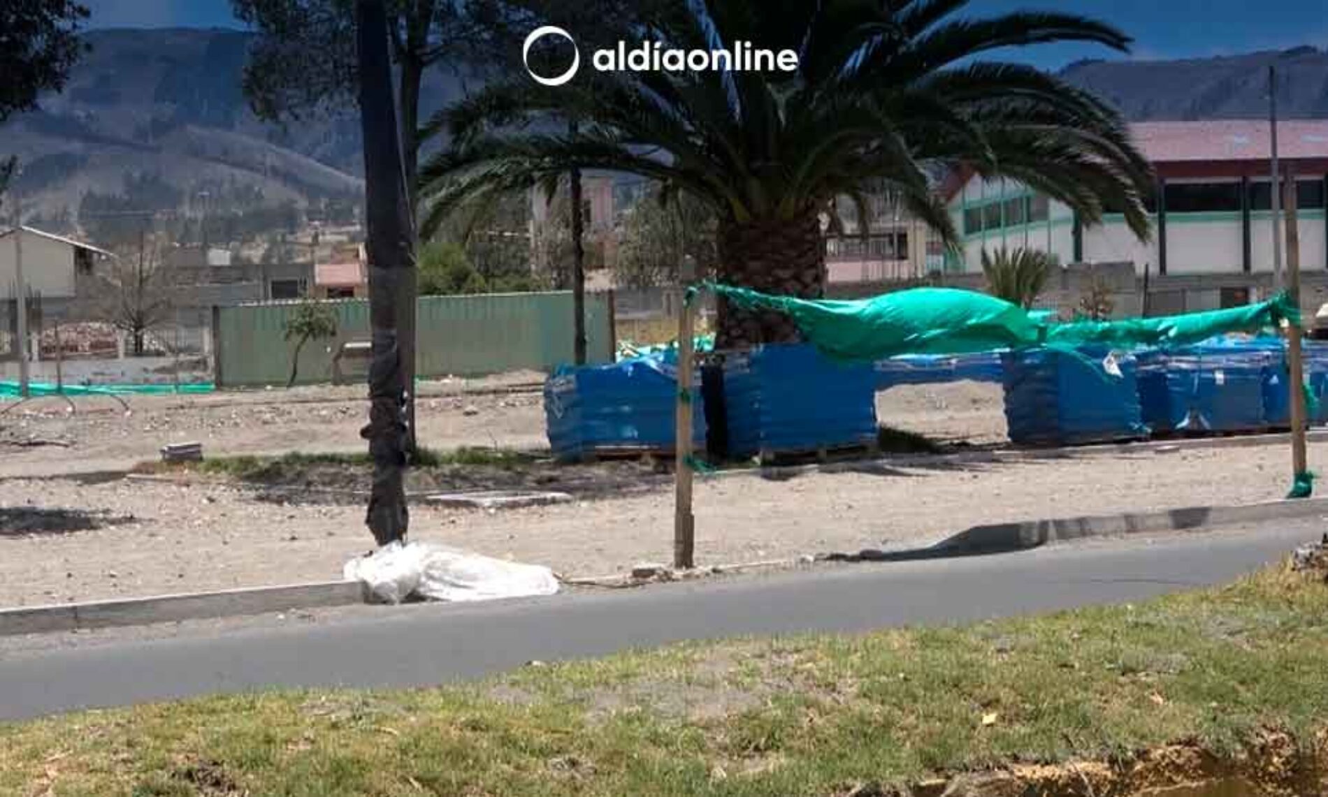 MUNICIPIO DE SAQUISILÍ CANCELÓ PLANILLAS 1 Y 2 A CONTRATISTA DE PARQUE CACHIPAMBA Y SE REANUDAN TRABAJOS (VIDEO)