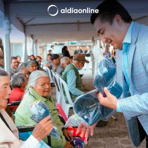 DÍA DEL ADULTO MAYOR CELEBRÓ EL INSTITUTO ESTUPIÑÁN DE LATACUNGA (VIDEO)