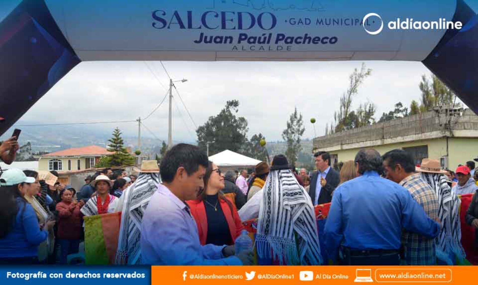 ASFALTADO DE VÍA EL ARENAL INAUGURÓ MUNICIPIO DE SALCEDO ( VIDEO)