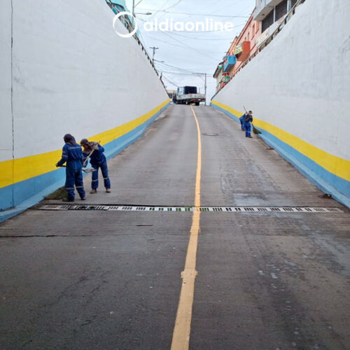 EPAGAL MANTIENE SERVICIO DE ASEO EN LATACUNGADURANTE EL FERIADO