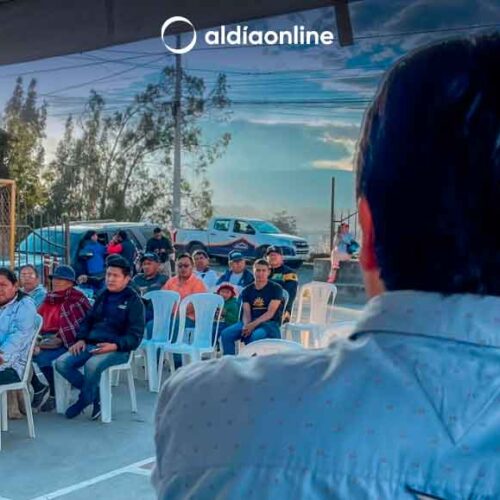 BARRIO LA LAGUNA DE LATACUNGA CUENTA CON VÍA ADOQUINADA EN LA CALLE SINCHOLAGUA