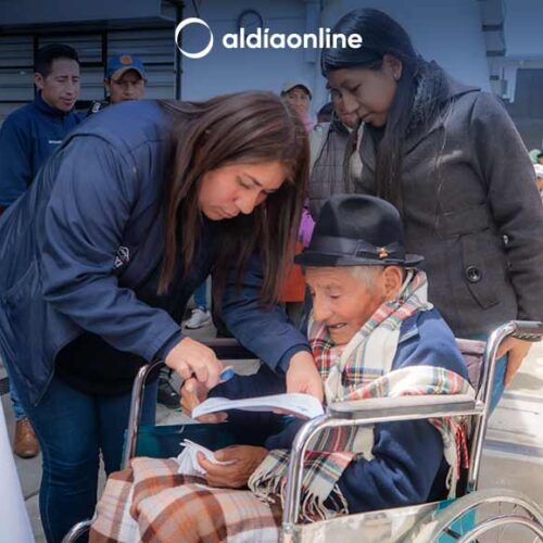 PATRONATOS PROVINCIAL Y MUNICIPAL DE LATACUNGA ENTREGARON 200 KITS ALIMENETICIOS A PERSONAS VULNERABLES