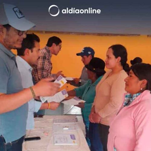 MAG FORTALECE A PRODUCTORES DE CRUZPAMBA CON CARNETS Y CERTIFICADOS AGRICULTURA FAMILIAR CAMPESINA