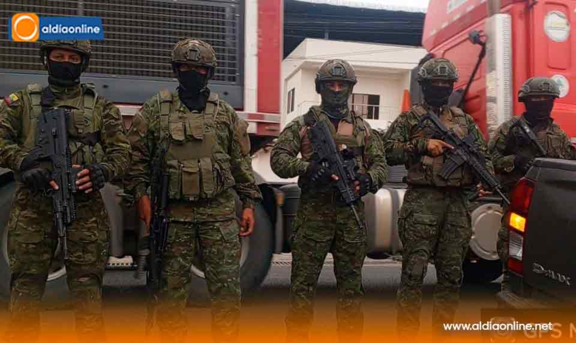 FUERZAS ESPECIALES BRINDA SEGURIDAD A CONVOY DE GENERADORES PARA CENTRAL TERMOELÉCTRICA