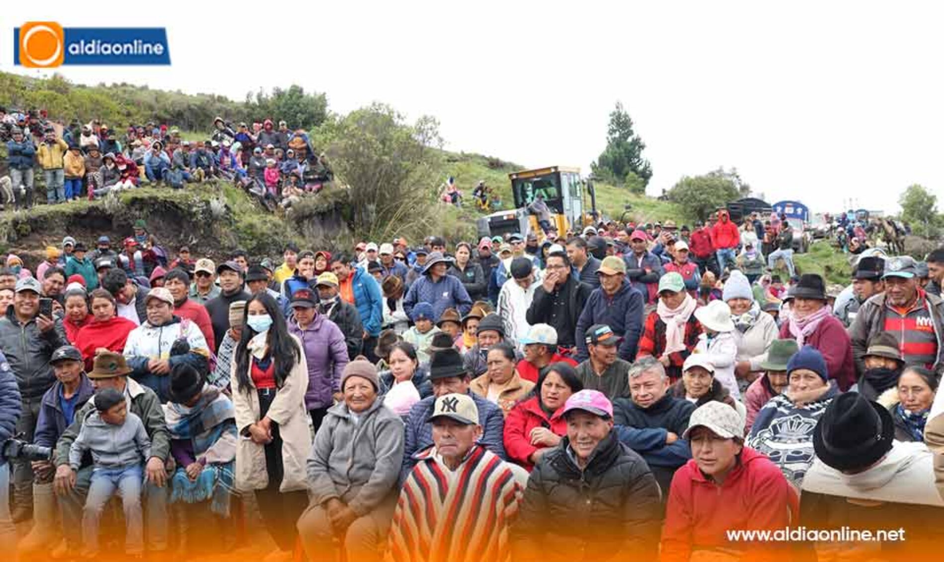 PREFECTURA DE COTOPAXI INICIA OBRA DE ASFALTADO EN LA ZONA ORIENTAL DE SALCEDO