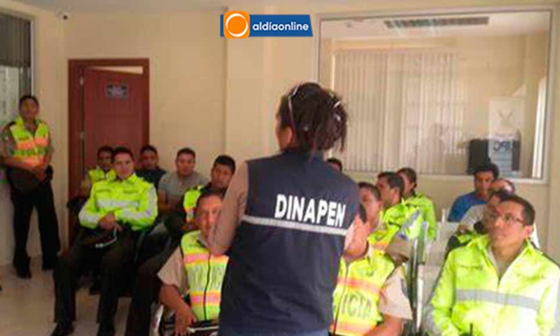POLICÍAS DE DINAPEN Y DE LAS UPC ACOMPAÑARÁN A CITADORES PARA OPTIMIZAR LA ENTREGA DE BOLETAS JUDICIALES