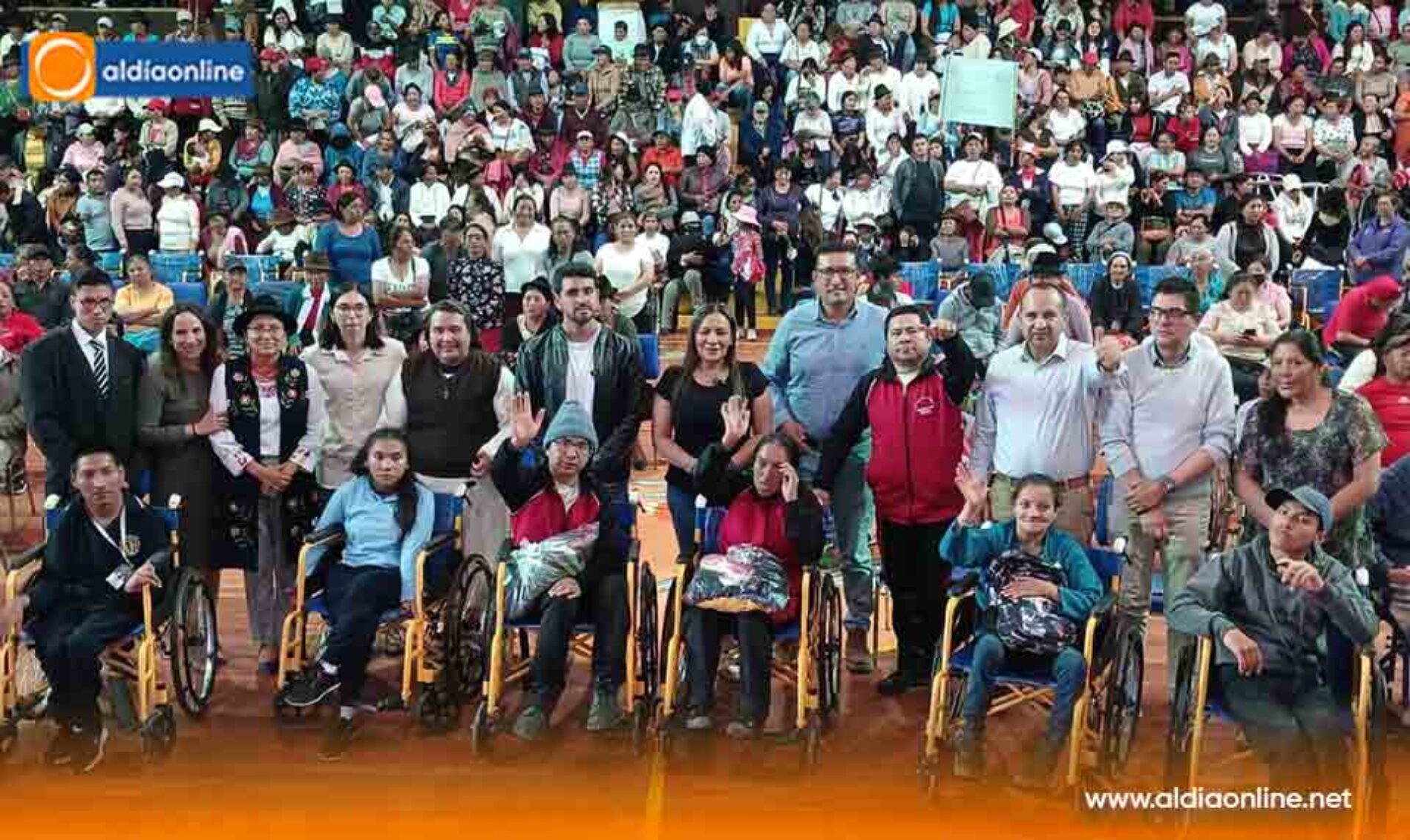 FAMILIAS VULNERABLES Y GRUPOS DE ATENCIÓN PRIORITARIA DE COTOPAXI RECIBEN AYUDAS TÉCNICAS Y KITS CON VESTIMENTA
