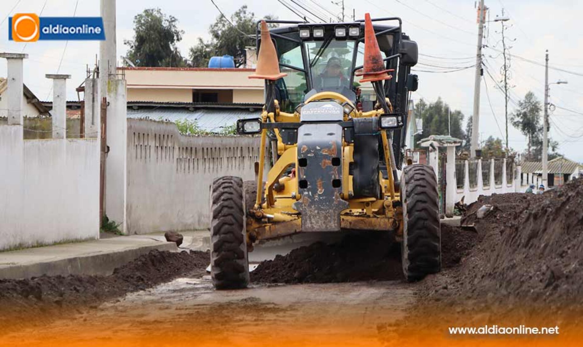 CON UN 50% AVANZA OBRA VIAL EN LA PARROQUIA TANICUCHÍ