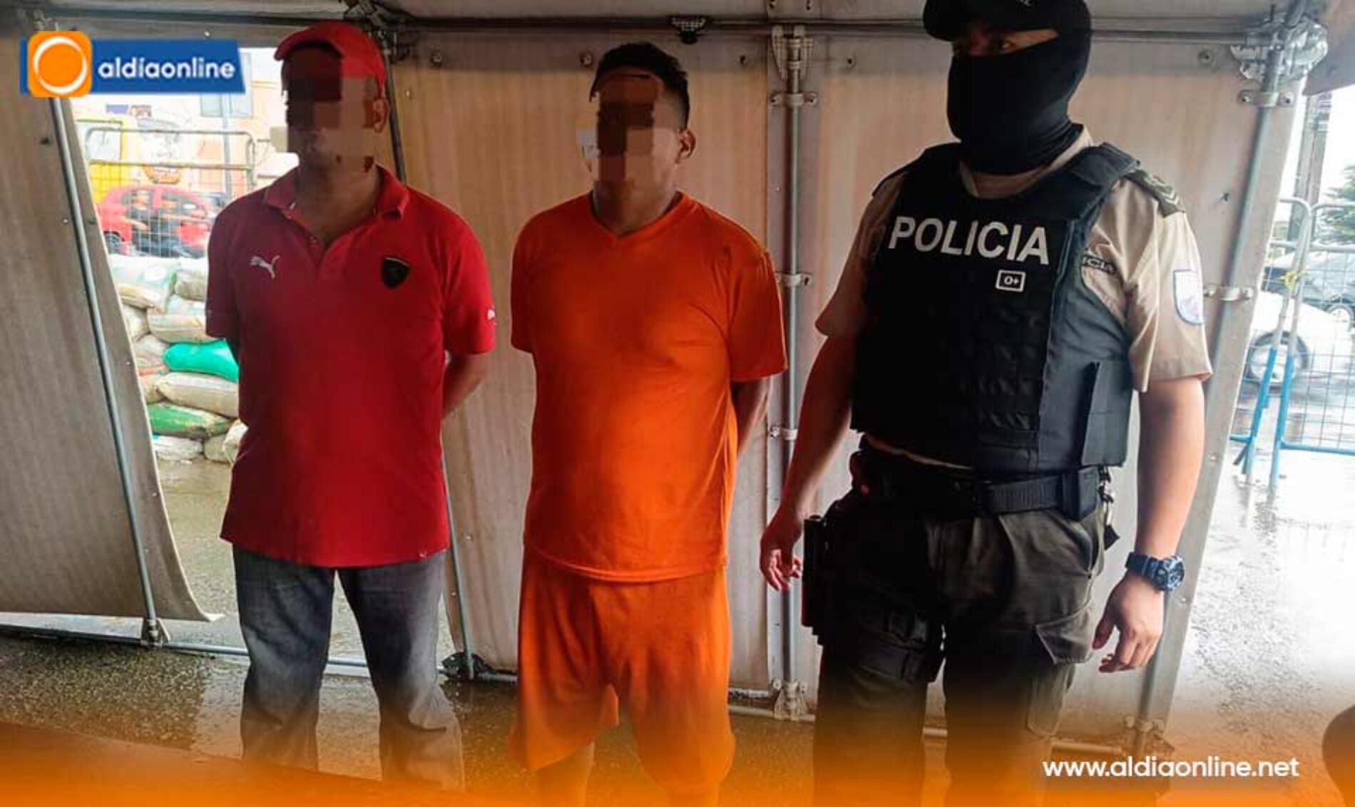 SOLDADOS DEL EJÉRCITO DECOMISAN GRAN OBJETOS PROHIBIDOS EN CENTRO PENITENCIARIO