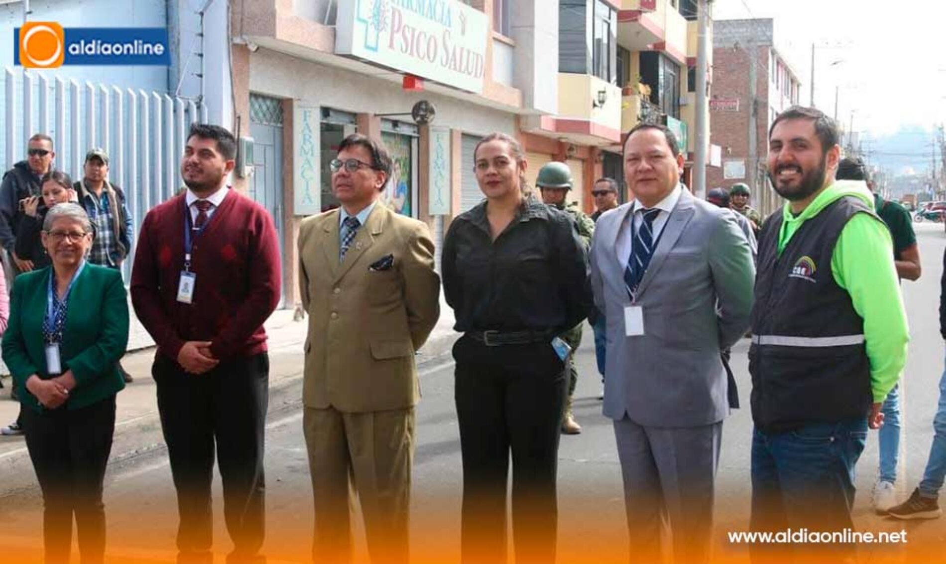  1198 PAQUETES ELECTORALES LLEGARON A COTOPAXI