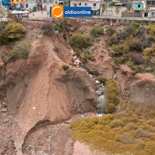 ANCONCITO, PARROQUIA DE SALINAS, FUE DECLARADA EN EMERGENCIA POR DESLIZAMIENTO Y SOCAVÓN