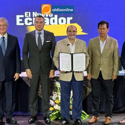 MIDUVI FIRMA ACUERDO PARA INCREMENTAR LA CONSTRUCCIÓN DE VIVIENDA DE INTERÉS SOCIAL
