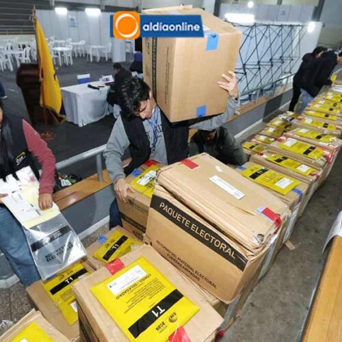 CNE AMPLÍA PLAZO DE ESCRUTINIO DEBIDO A RETRASO EN LA LLEGADA DE PAQUETES ELECTORALES DEL EXTERIOR