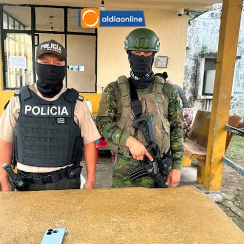 SOLDADOS DEL EJÉRCITO DECOMISAN GRAN OBJETOS PROHIBIDOS EN CENTRO PENITENCIARIO