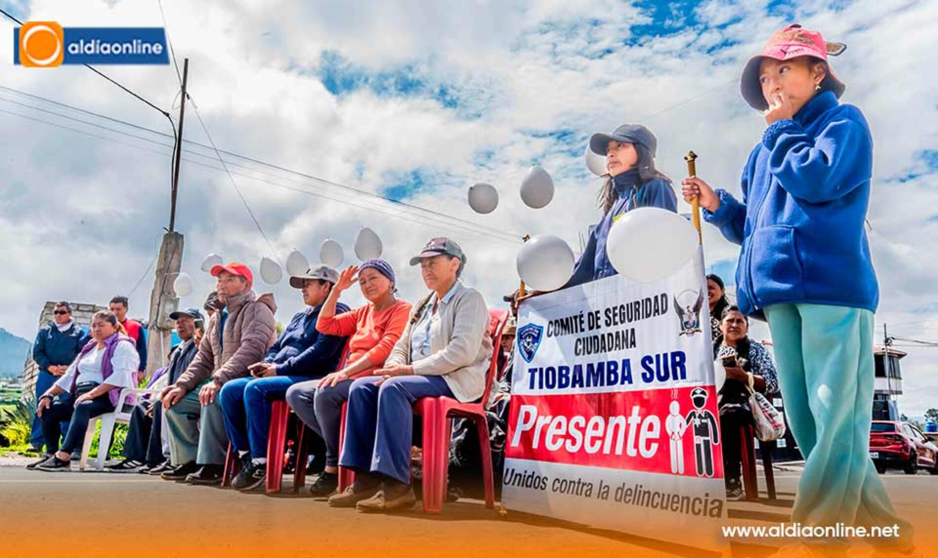 PREFECTURA DE COTOPAXI, INAUGURÓ EL ASFALTADO DE LA VÍA TIOBAMBA SUR DE LATACUNGA