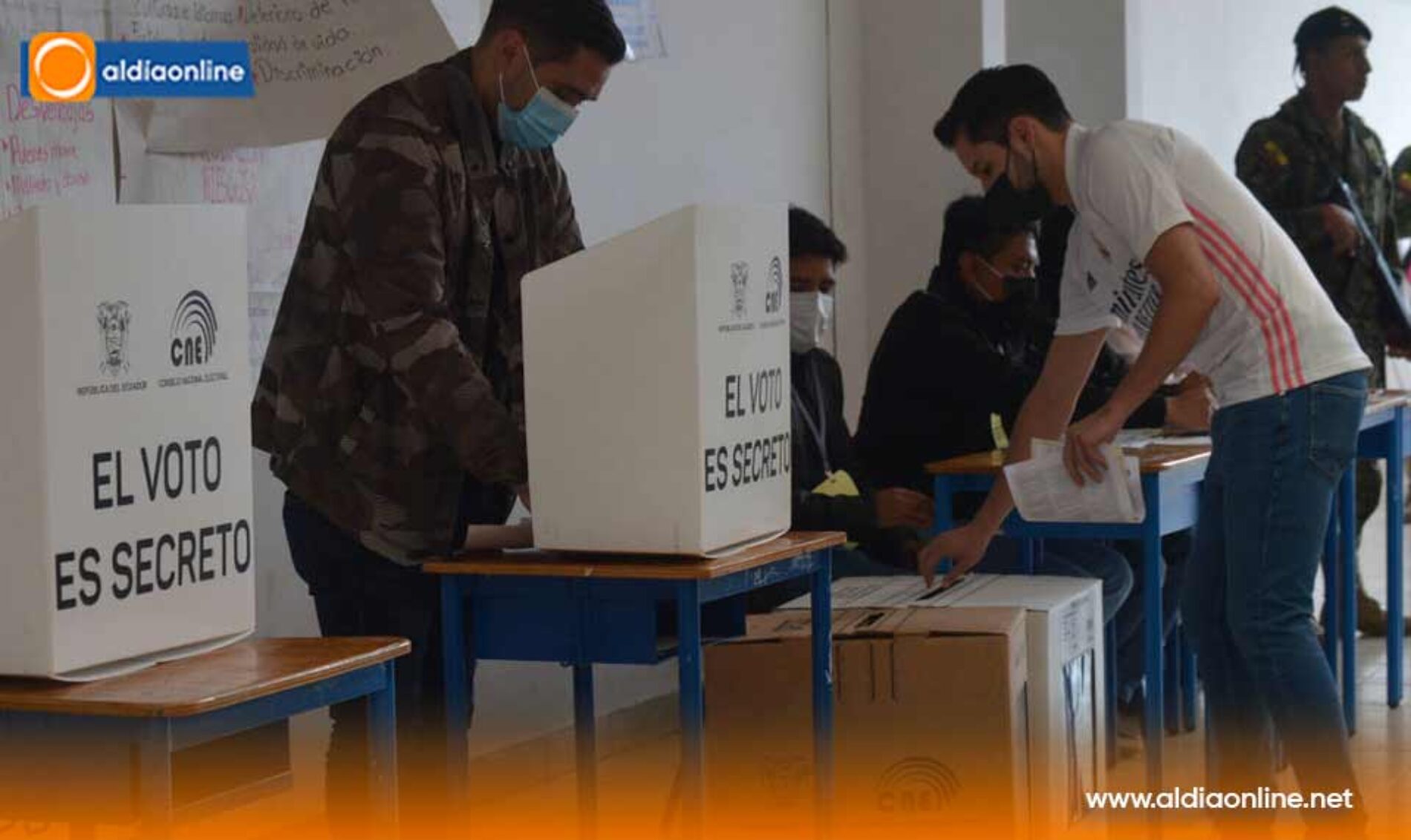 DESDE 9870 HASTA 32900 MIL DÓLARES DE MULTA POR TOMAR  FOTOS A LAS PAPELETAS ELECTORALES