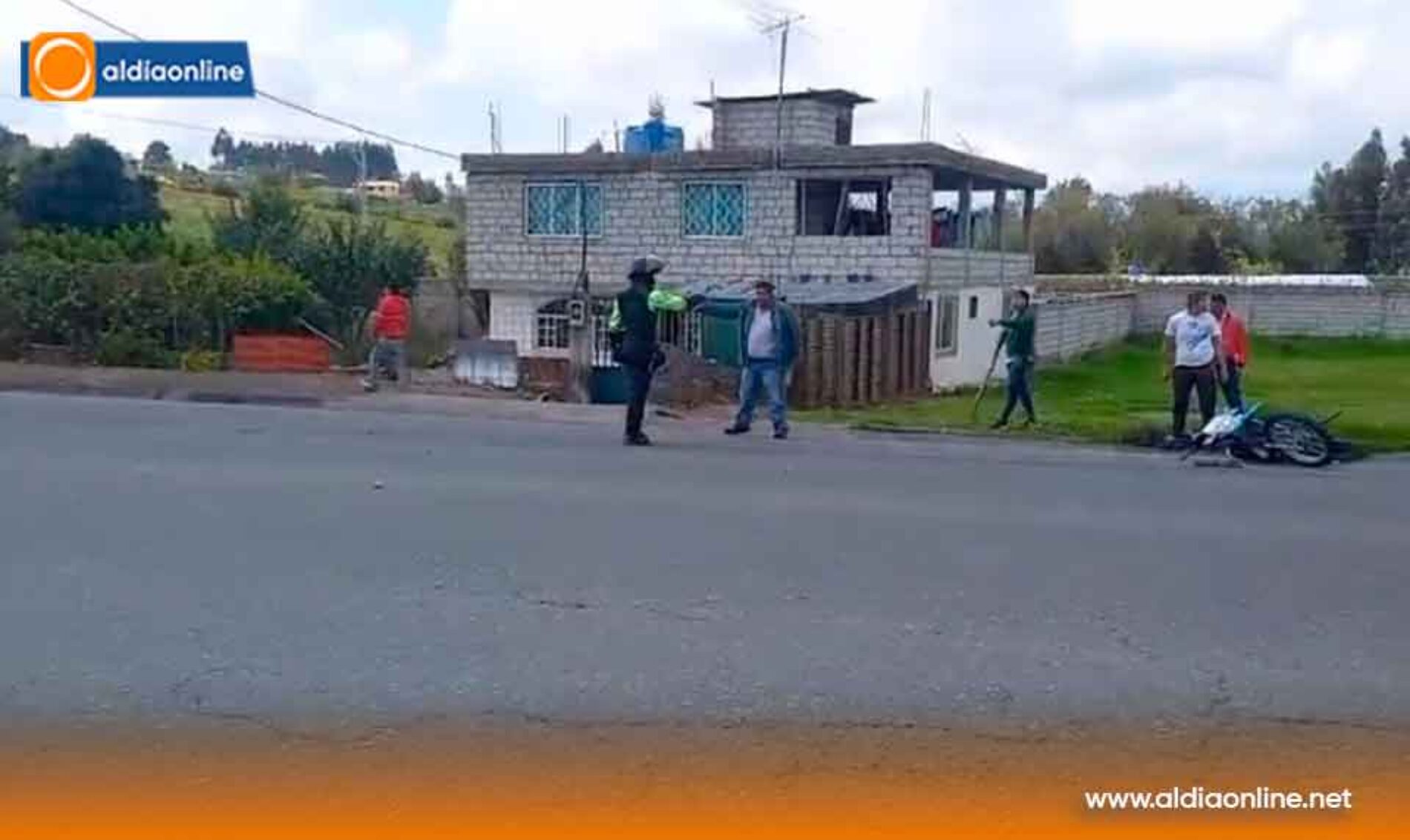 AGENTES DE TRÁNSITO DE LATACUNGA FUERON AGREDIDOS POR CIUDADANOS VINCULADOS AL TRÁNSITO INFORMAL