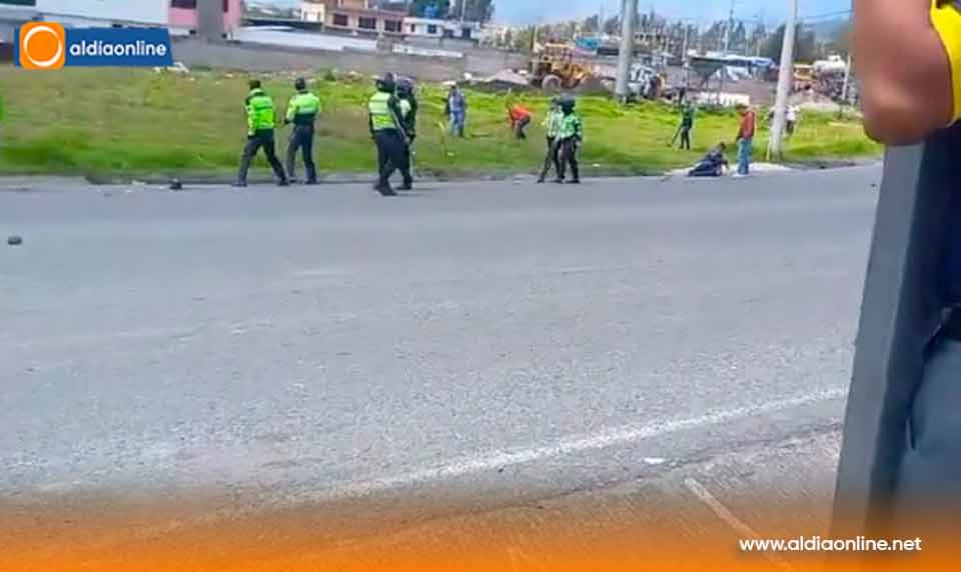 AGENTES DE TRÁNSITO DE LATACUNGA FUERON AGREDIDOS POR CIUDADANOS VINCULADOS AL TRÁNSITO INFORMAL