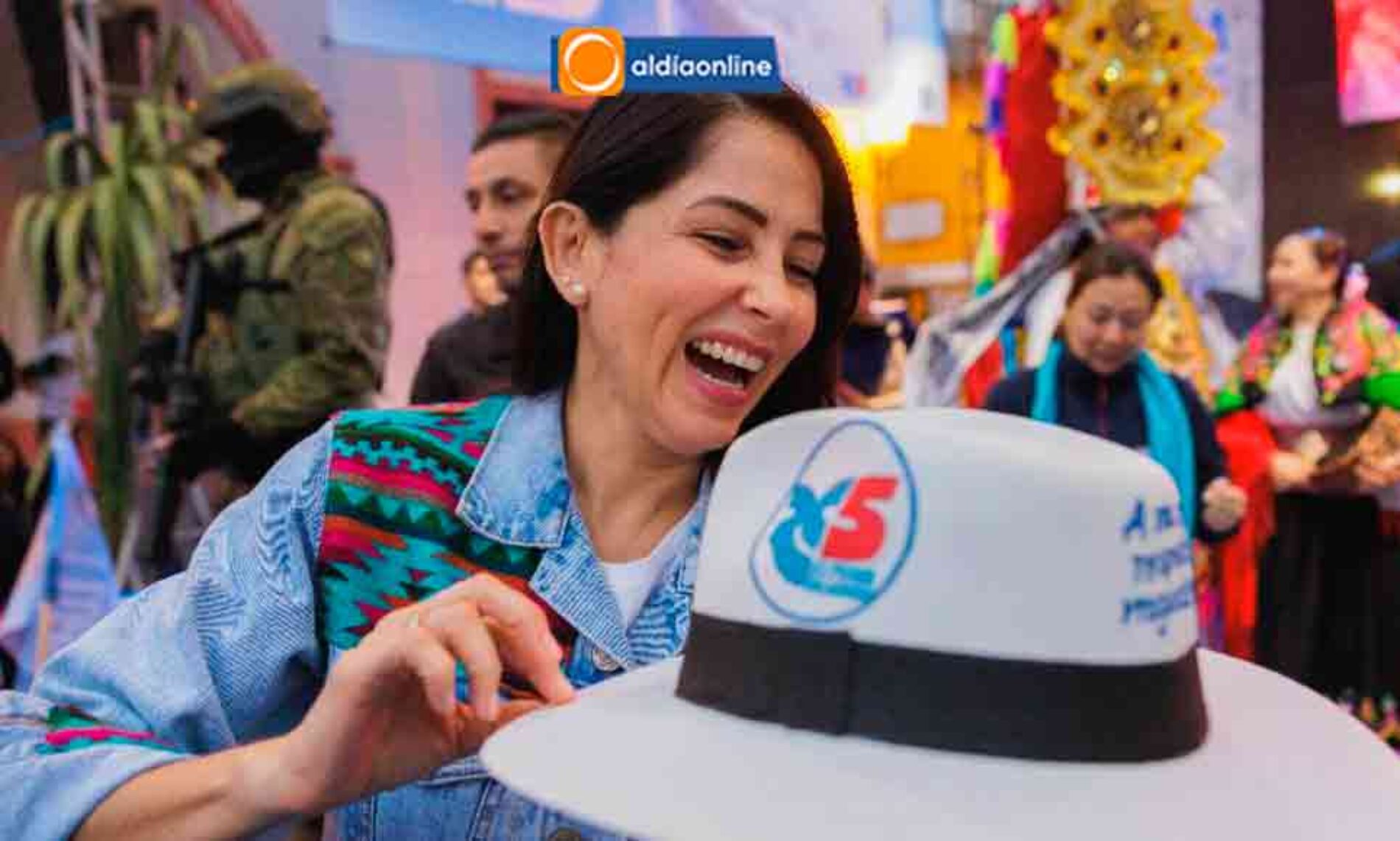 LUISA GONZÁLEZ PROPONE EL DESARROLLO DE COTOPAXI CON OBRAS CLAVE EN VIALIDAD, AGRO Y EMPLEO