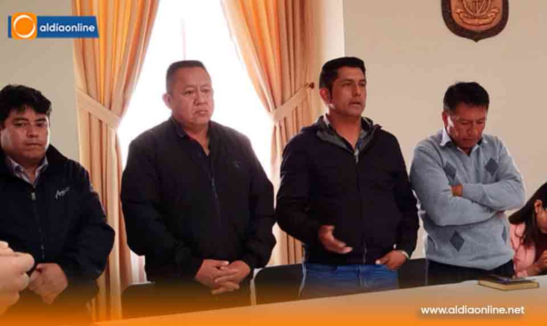 MORADORES DE BARRIO EL CHAN ESCUCHADOS POR GOBERNADOR Y SE BUSCA SOLUCIÓN A ACCIDENTES