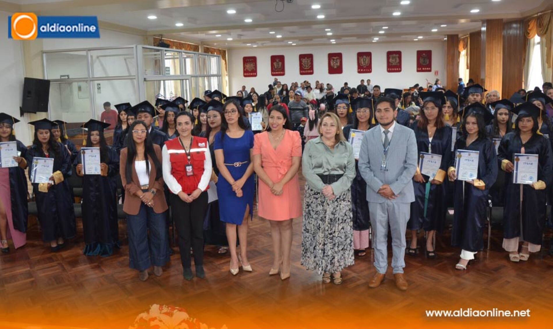 CAPACITADORA SAN JOSÉ INCORPORÓ A NUEVOS  AUXILIARES CON ESPECIALIDAD EN ENFERMERÍA Y FISIOTERAPIA   (VIDEOS)