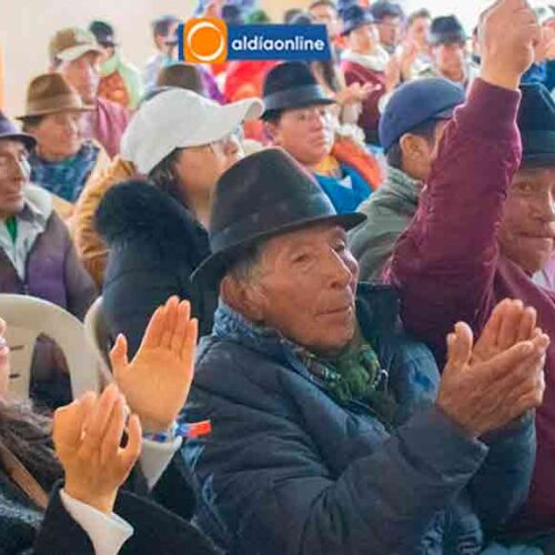 ORGANIZACIONES SOCIALES DE ZUMBAHUA RESPALDAN A LUISA GONZÁLEZ A LA PRESIDENCIA
