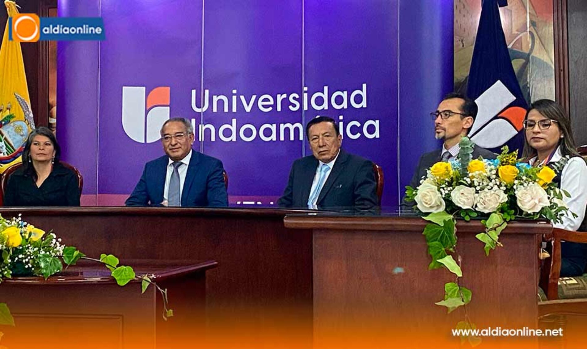 “LA UNIVERSIDAD INDOAMÉRICA SEDE LATACUNGA DA INICIO OFICIAL A SU PRIMER PERÍODO ACADÉMICO”.