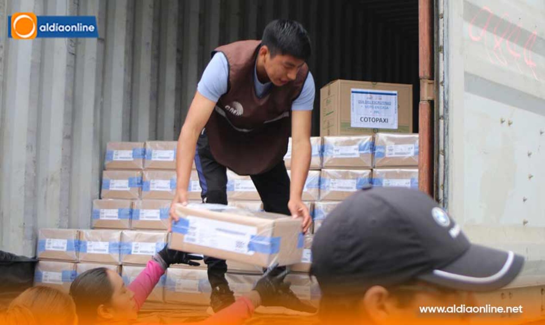 CNE COTOPAXI RECIBE 1198 PAQUETES ELECTORALES