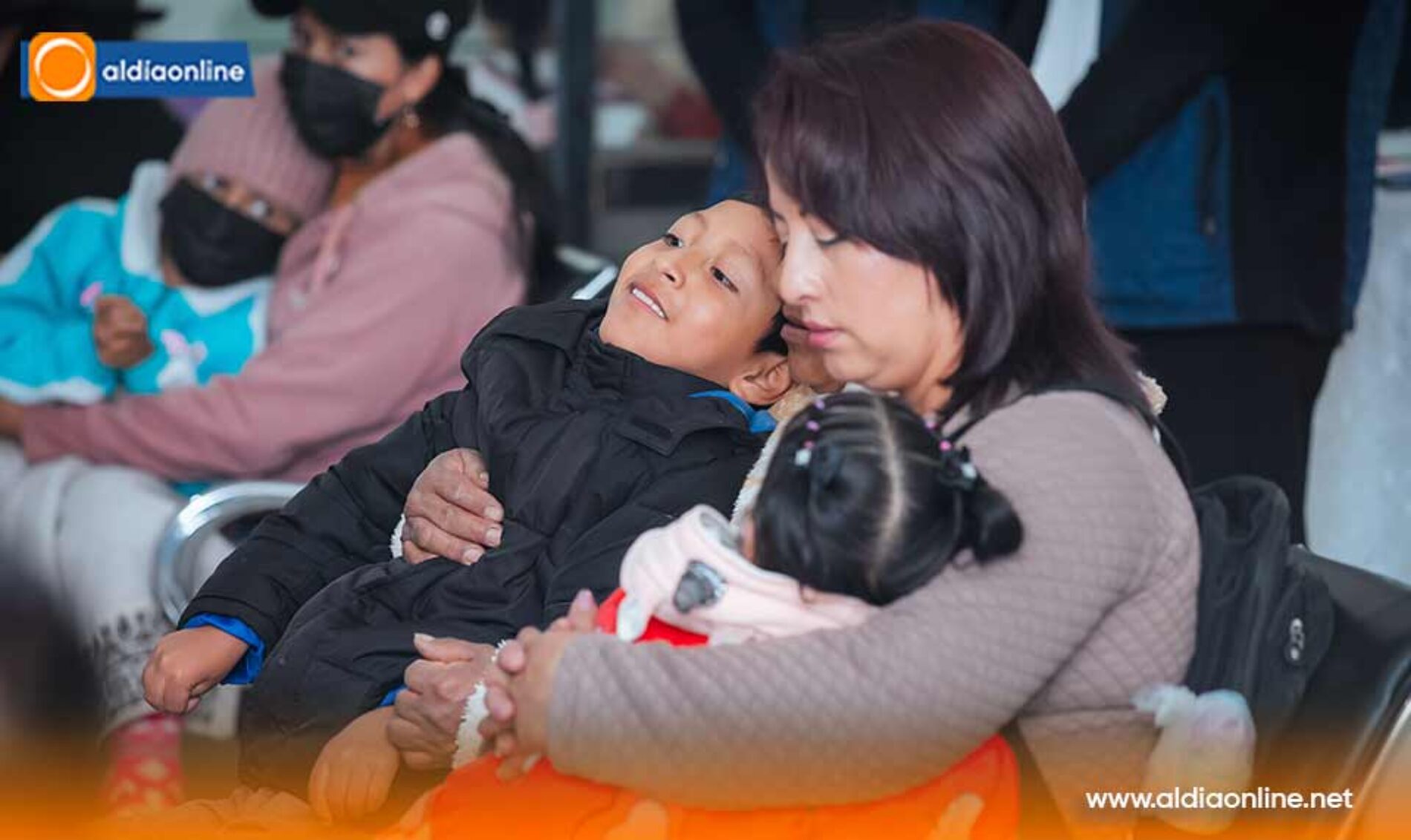 EL PATRONATO MUNICIPAL DE LATACUNGA Y CHARITY ANYWHERE FOUNDATION ENTREGAN 17 SILLAS DE RUEDAS A PERSONAS CON DISCAPACIDAD