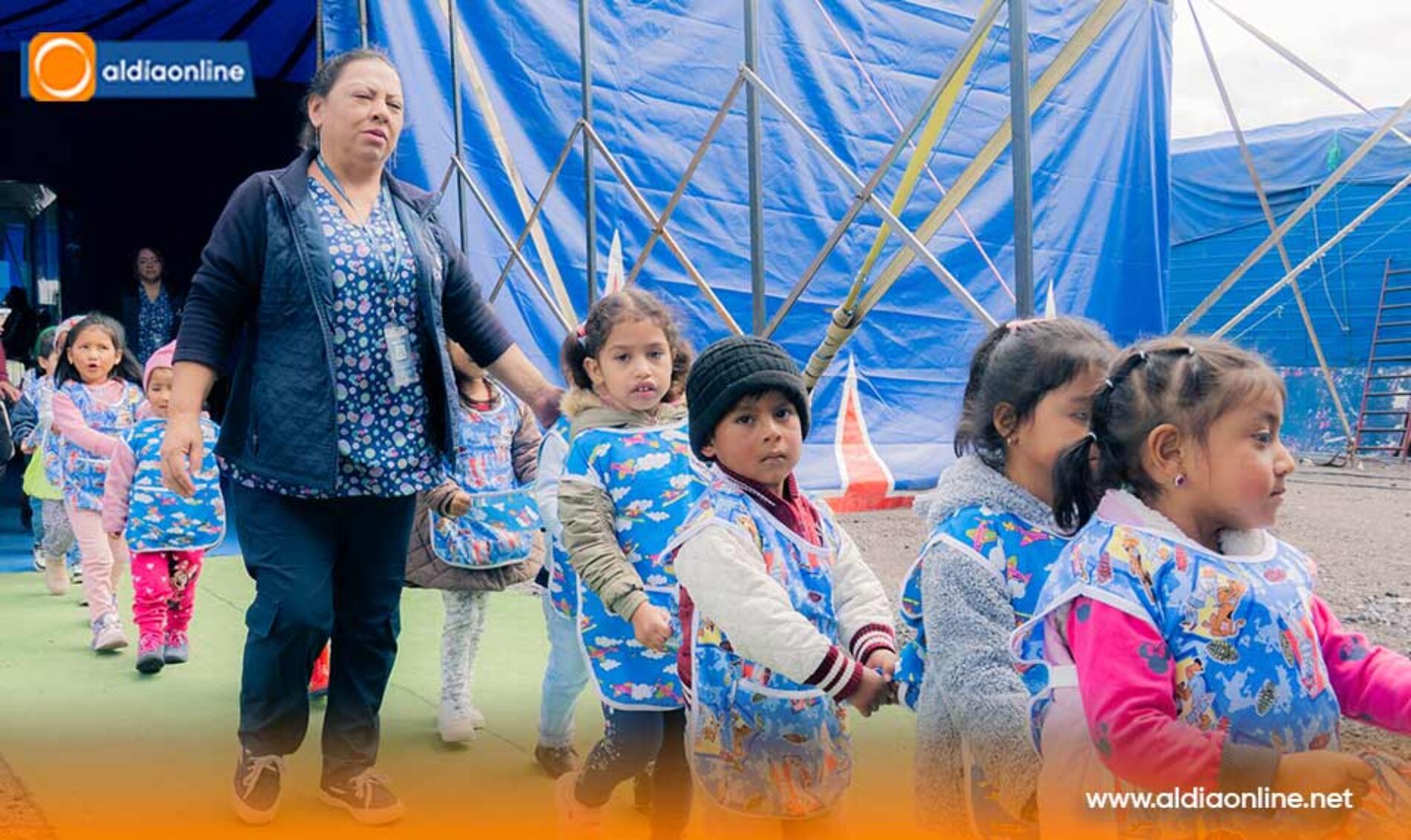 PATRONATO MUNICIPAL DE LATACUNGA LLEVÓ ALEGRÍA Y DIVERSIÓN A NIÑOS Y ADULTOS MAYORES CON EL CIRCO DE LOS PELUSAS