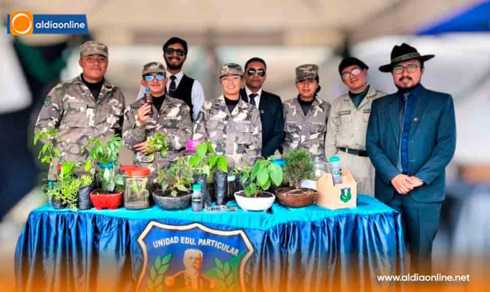 ESTUDIANTES DE SALCEDO REPRESENTAN A ECUADOR EN EL CONCURSO ESCUELA EMPRENDEDORA 2024