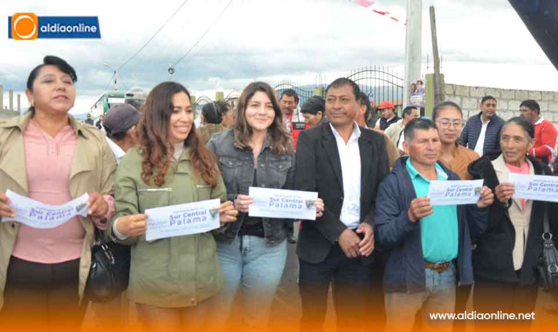 VÍA SUR CENTRAL – PALAMA EN MULLIQUINDIL SANTA ANA RECIBE ASFALTADO DE GAD.M SALCEDO (VIDEO)