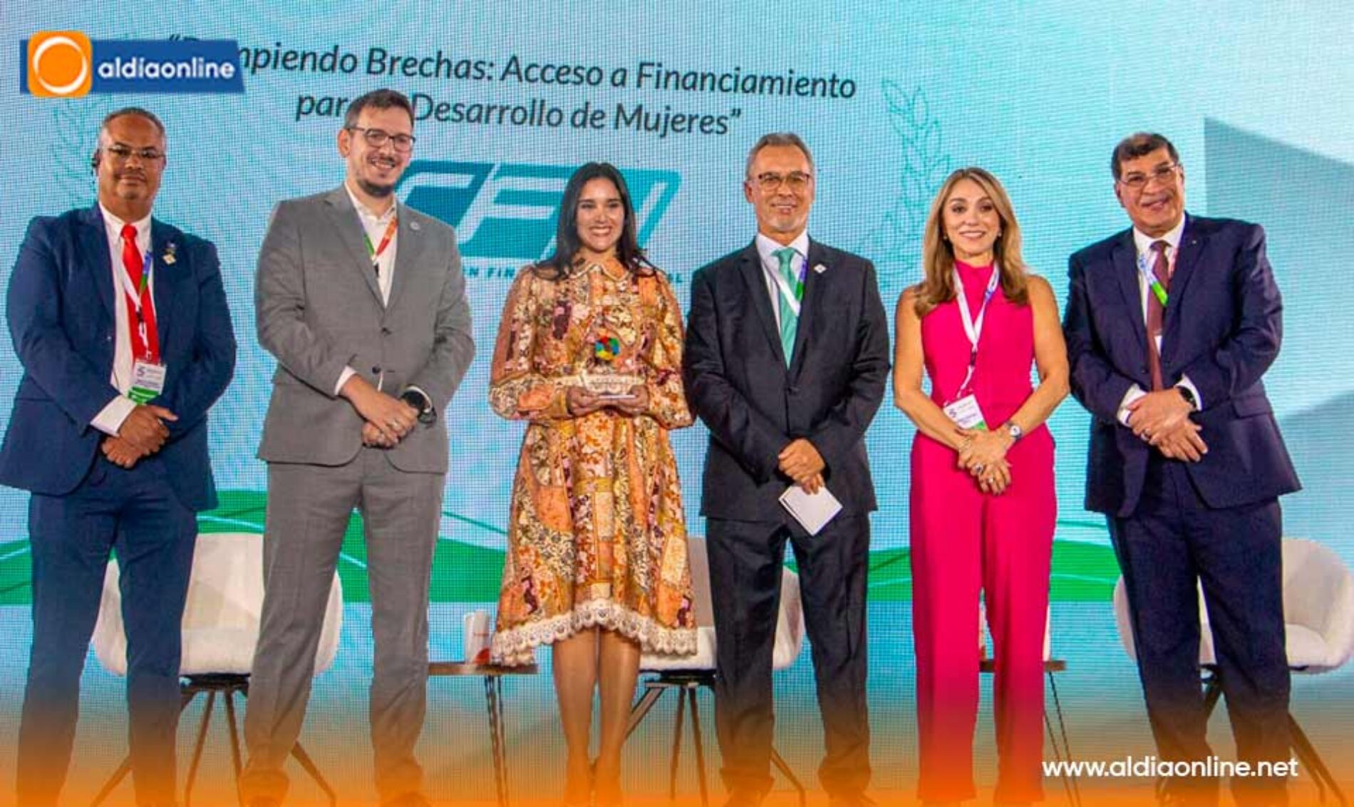 LA CFN OBTIENE PREMIO INTERNACIONAL POR IMPULSAR EL FINANCIAMIENTO PARA LA MUJER ECUATORIANA  