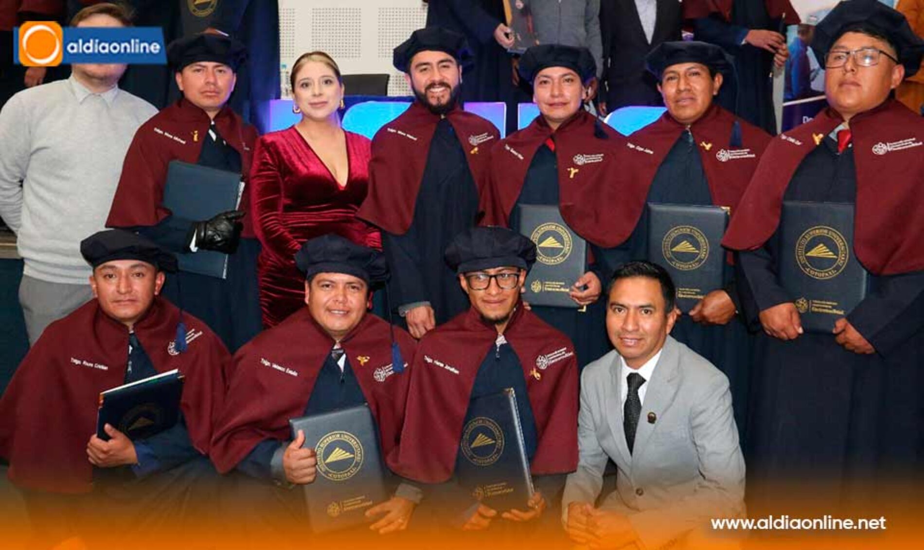 ISU COTOPAXI GRADÚA A SU PRIMERA PROMOCIÓN DE TECNÓLOGOS UNIVERSITARIOS