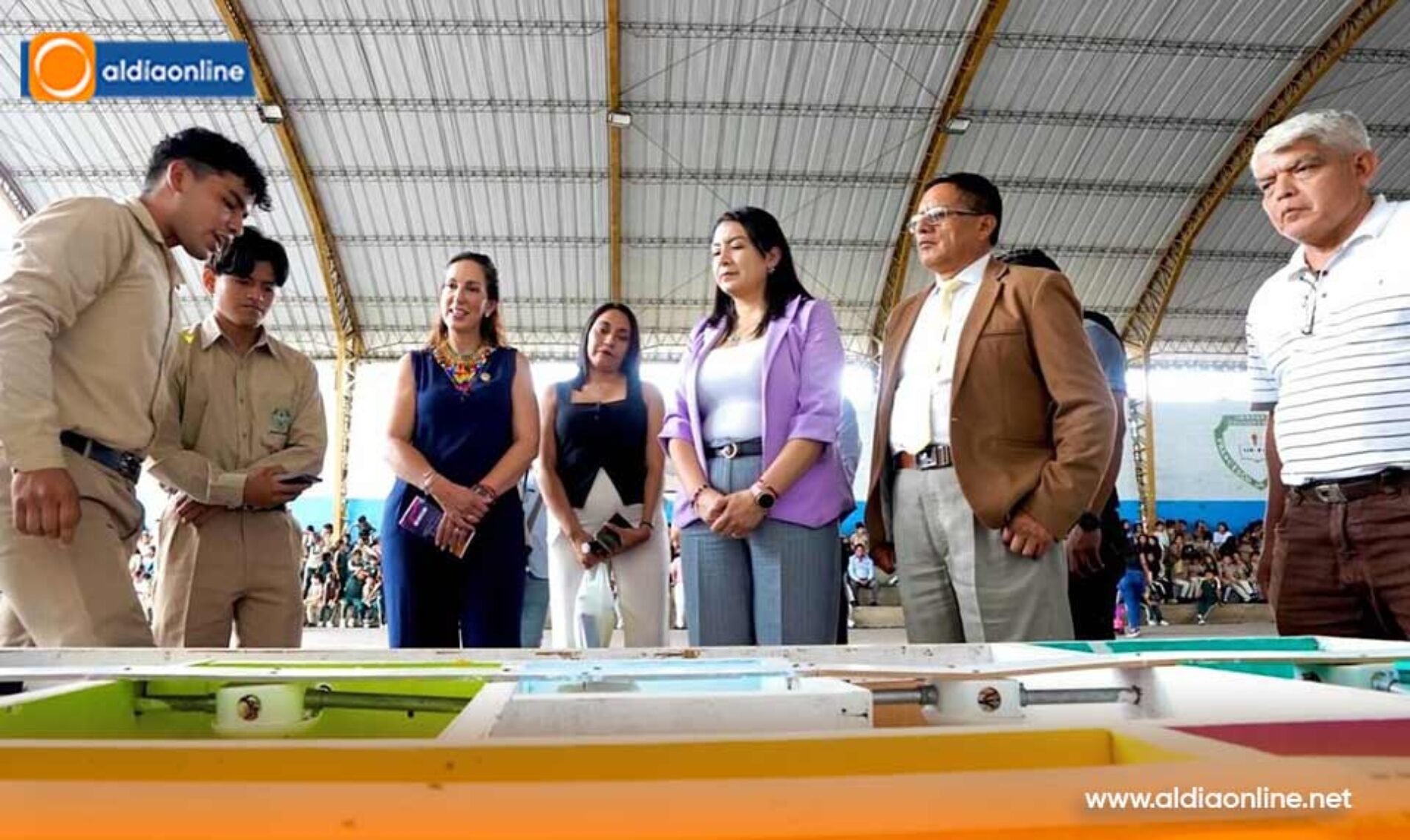 MINISTRA DE EDUCACIÓN PROMUEVE VALORES CÍVICOS Y EDUCATIVOS EN SU VISITA A PASTAZA