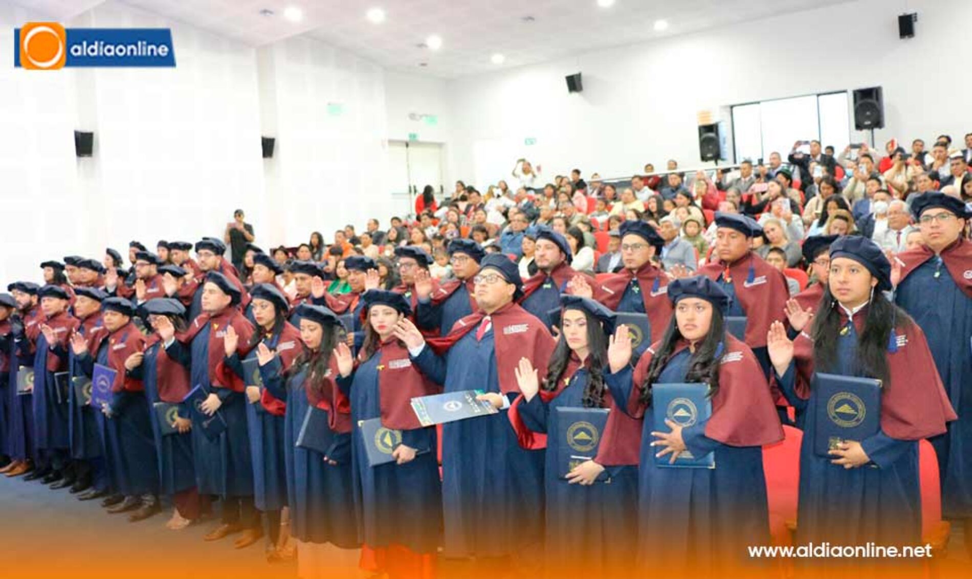 ISU COTOPAXI GRADÚA A SU PRIMERA PROMOCIÓN DE TECNÓLOGOS UNIVERSITARIOS
