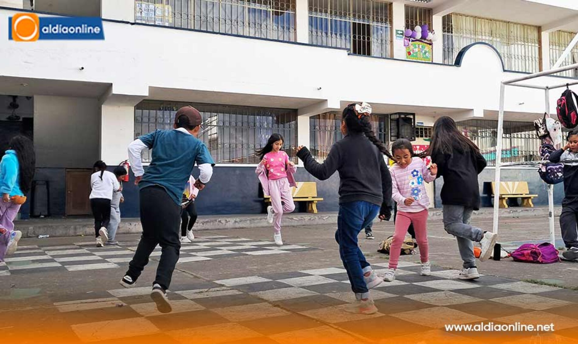 CUERPO DE PAZ DE LOS ESTADOS UNIDOS, CONTINÚAN CON EL CURSO DE INGLÉS, DIRIGIDO A NIÑOS Y ADOLESCENTES