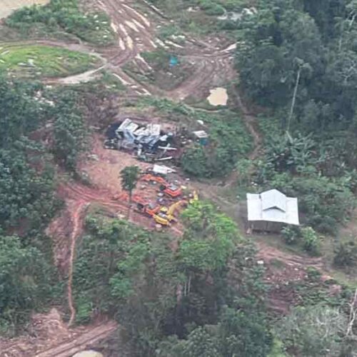 EN RASTRILLAJE EN ALTO PUNINO ENCUENTRAN LOS CUERPOS DE DOS GUERRILLEROS Y PERTRECHOS DEL GRUPO COMANDOS DE FRONTERA