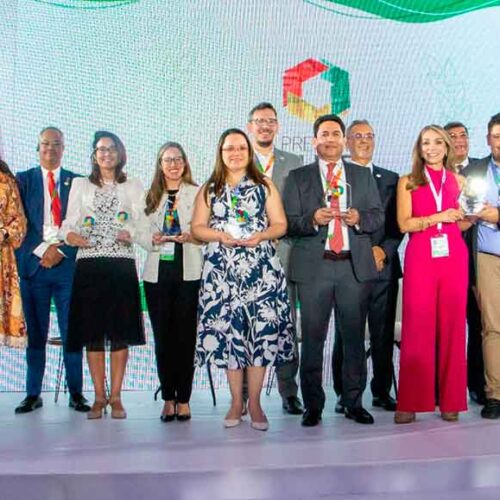 LA CFN OBTIENE PREMIO INTERNACIONAL POR IMPULSAR EL FINANCIAMIENTO PARA LA MUJER ECUATORIANA  