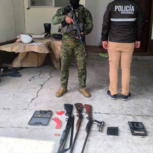 OPERACIÓN MILITAR DESMANTELA NARCO PROPIEDADES ENCONTRANDO GRAN CANTIDAD DE ARMAS Y MUNICIONES